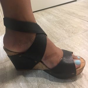 Lucky Brand Strappy Black Wedge Sandal